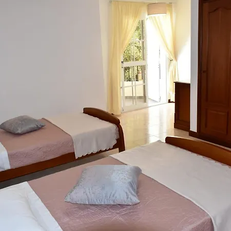 Mansion Almond - Sea, Sun And A Charming Refuge!