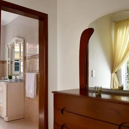 Vila Mansion Almond - Sea, Sun And A Charming Refuge! Paul do Mar (Madeira)