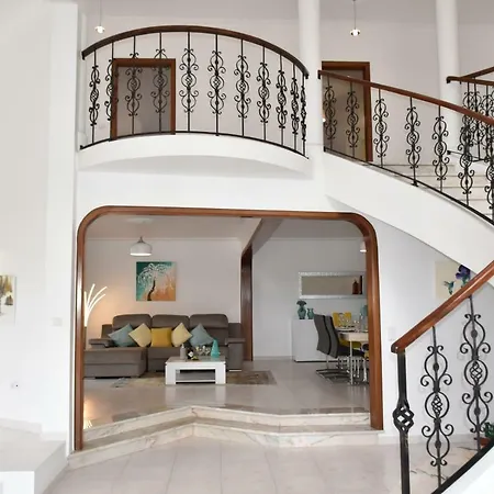 Mansion Almond - Sea, Sun And A Charming Refuge! Paul do Mar (Madeira)