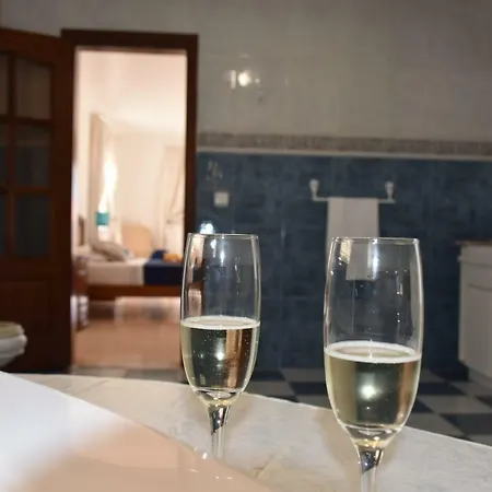 빌라 Mansion Almond - Sea, Sun And A Charming Refuge! *