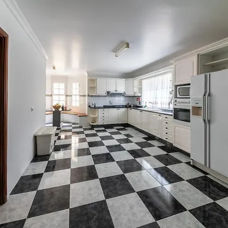 Mansion Almond - Sea, Sun And A Charming Refuge! *