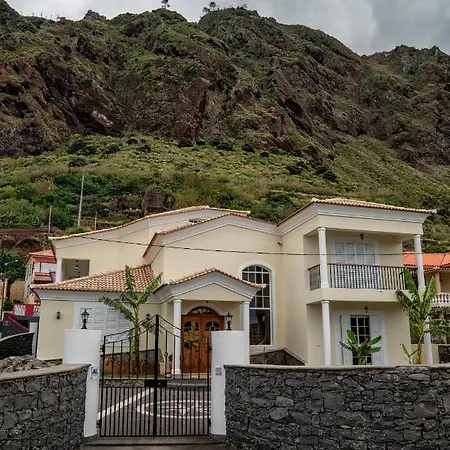 Villa Mansion Almond - Sea, Sun And A Charming Refuge!