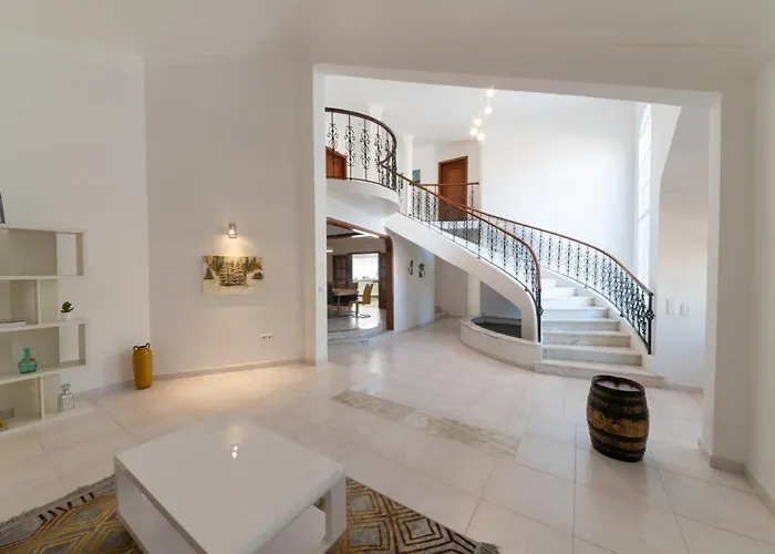 Mansion Almond - Sea, Sun And A Charming Refuge! Villa