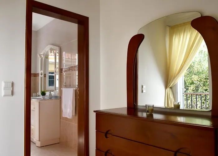 Villa Mansion Almond - Sea, Sun And A Charming Refuge! Paul do Mar (Madeira)